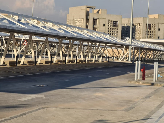 مظلات مترو الرياض